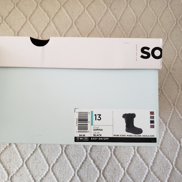 NEW Little Girl Black Fur-Lined Boots - Picture 6 of 7